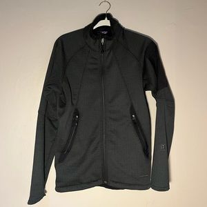 Men’s Patagonia Jacket; R series